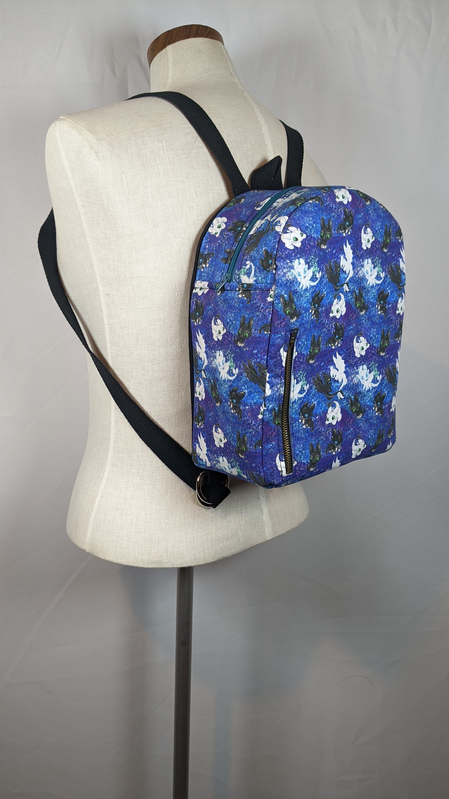 Mini Back Pack Dragons in Training Blue