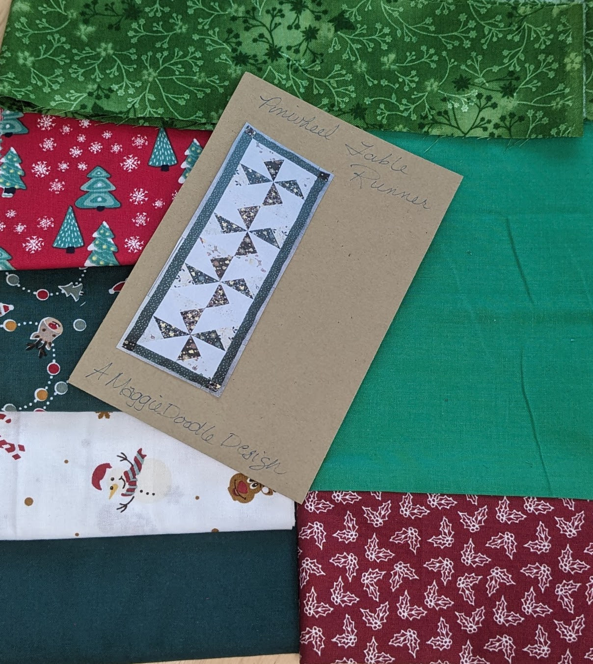 Pinwheel Table Runner - Maggie Doodle Design