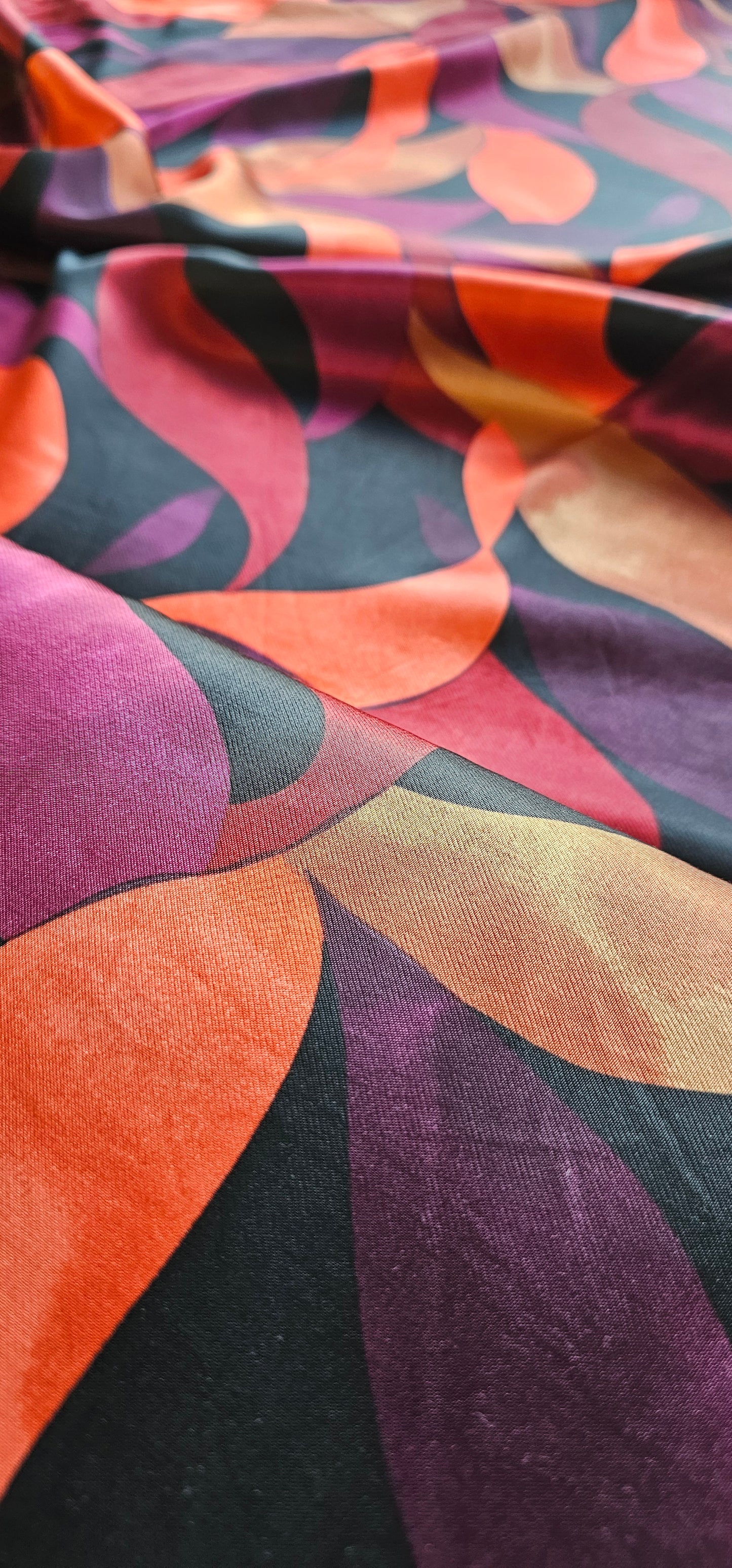 Luxe Leaves - Dark Red