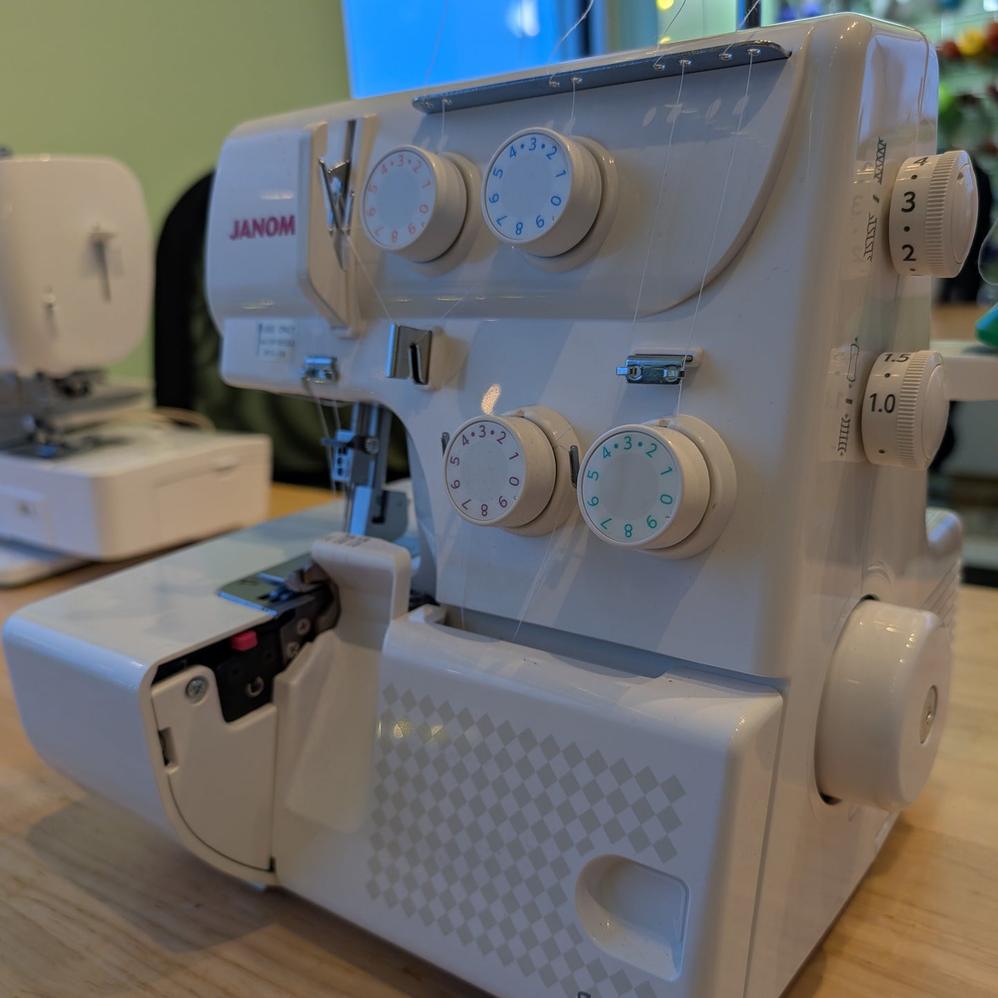 Serger 101 - Mar. 18th
