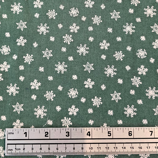 Vintage Snowflakes - Green - Remnant