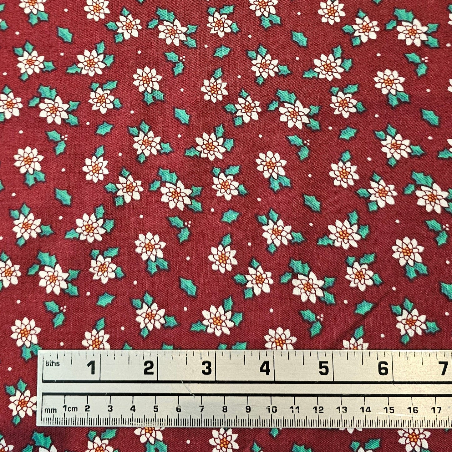 Vintage Poinsettia Cotton - Burg. - Roll End