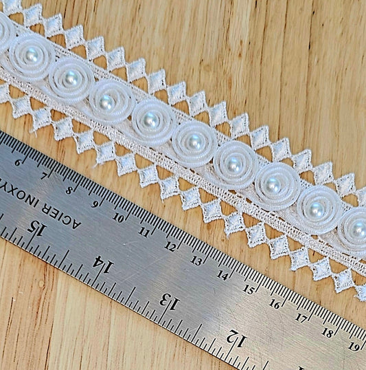 Swirl Rosette w/Pearl on Guipure Lace - White - 39mm