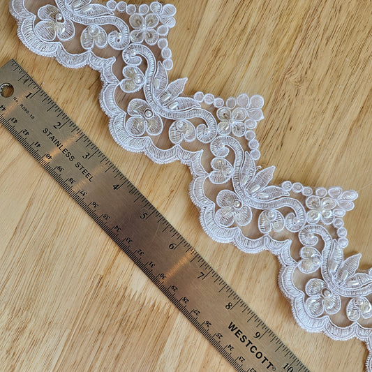 Bridal Lace w/Beads & Sequin - White - 90mm