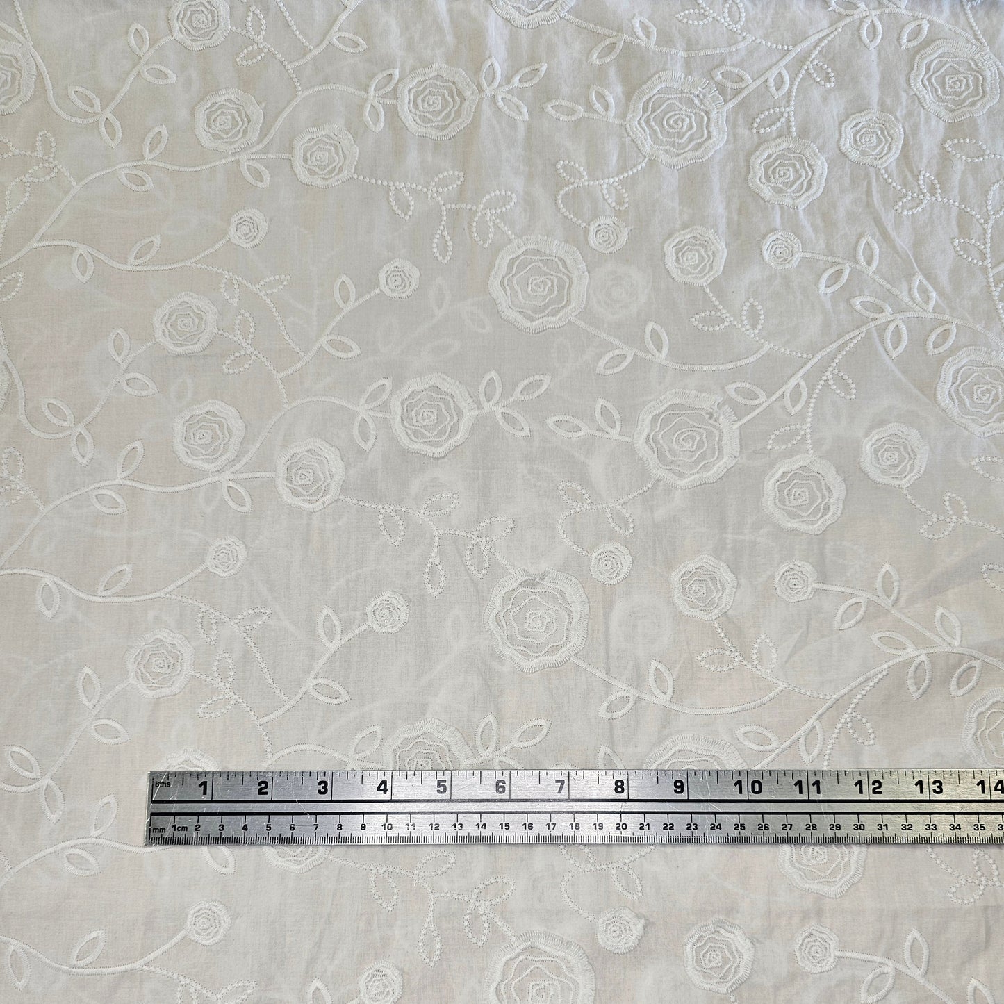 Embroidery Flowers - White
