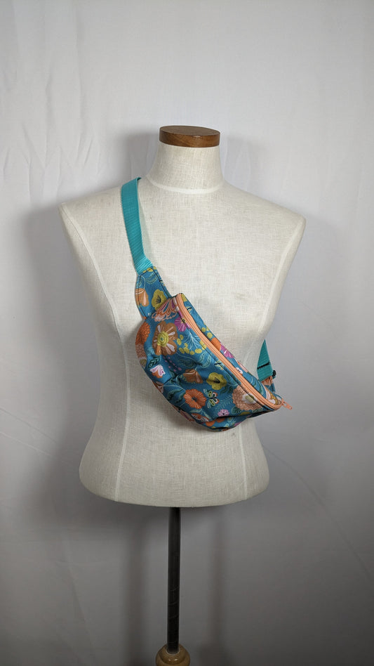 Fanny Pack Floral & Dragonflies Turquoise