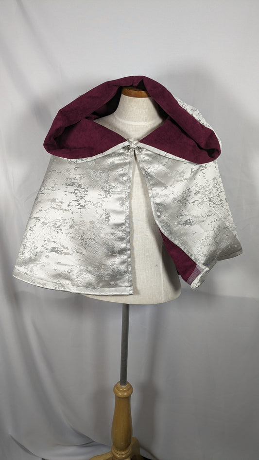 Capelet Distressed Elemental Magenta